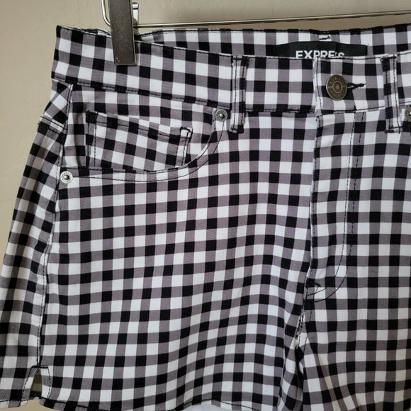 Express Black and White Gingham Plaid High Rise Shortie - Picture 3 of 15